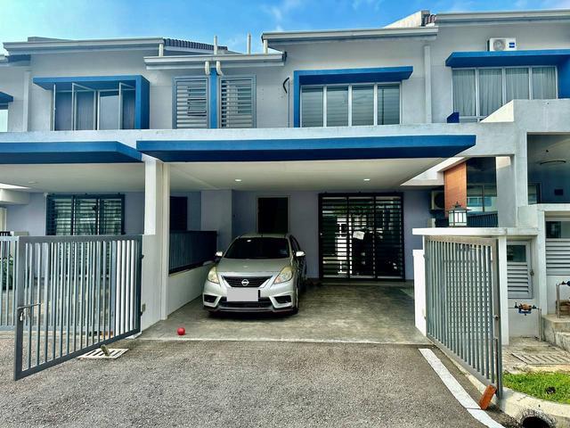 Double Storey Intermediate Terrace House Laman Anggerik Nilai Impian