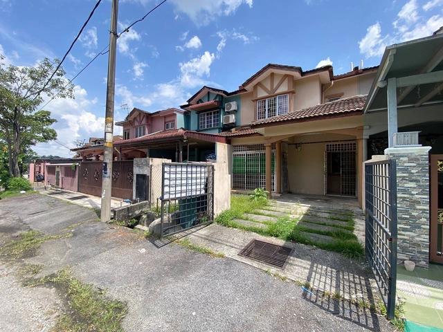 Double Storey Intermediate Terrace House Seksyen 8 Bandar Baru Bangi