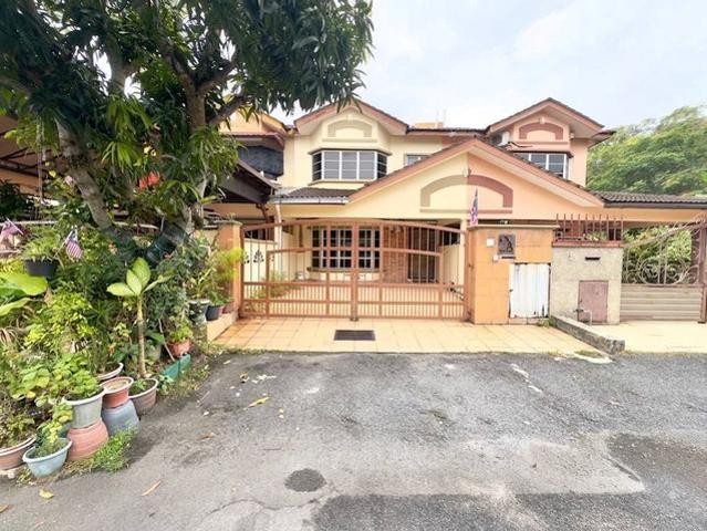 Double Storey Intermediate Terrace House Taman Desa Mewah Semenyih