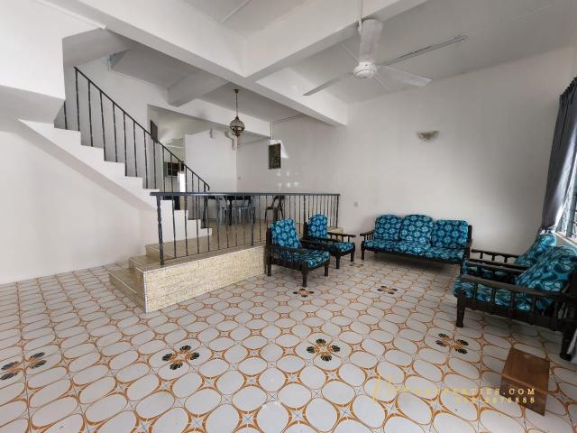 Double Storey Intermediate Terrace @ Laksamana Cheng Ho