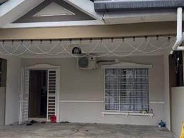 Double Storey Intermediate Terrace Semariang Aman 2 Phase 4 Petra
