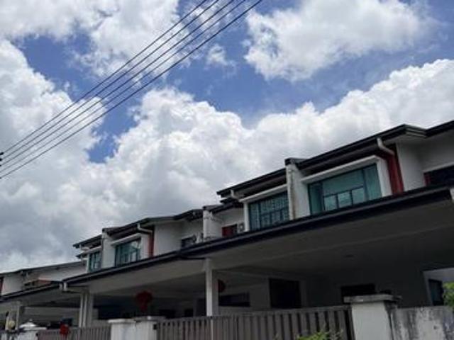 Double Storey Intermediate For Sale at Golden Palm Batu 11 near JPJ