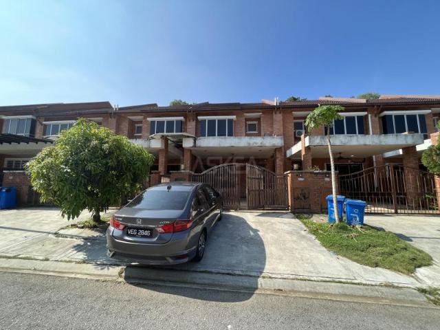 DOUBLE STOREY INTERMEDIATE HOUSE TAMAN ALAM BUDIMAN SEKSYEN U10 SHAH ALAM FOR RENT