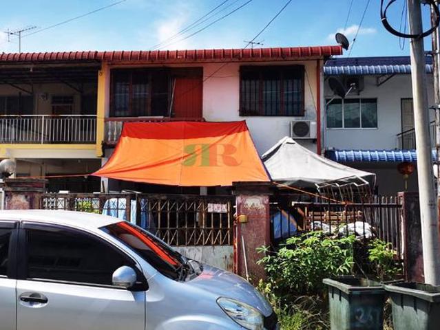 Double Storey Intermediate House Taman Gaya Jalan Kuhara Tawau