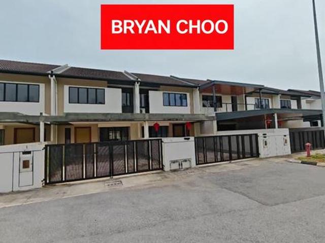 DOUBLE STOREY INTERMEDIATE HOUSE FOR RENT At KUCHING SARAWAK