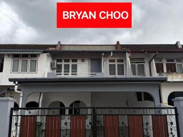 DOUBLE STOREY INTERMEDIATE HOUSE FOR RENT At KUCHING SARAWAK