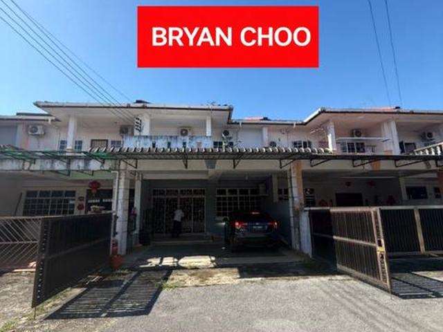 DOUBLE STOREY INTERMEDIATE HOUSE FOR RENT At SENTOSA KUCHING SARAWAK