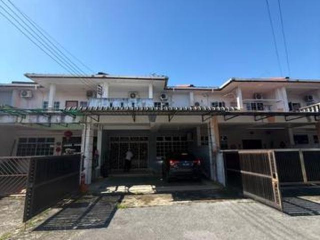 Double Storey Intermediate House Sentosa 7 Mile near AirportFarley