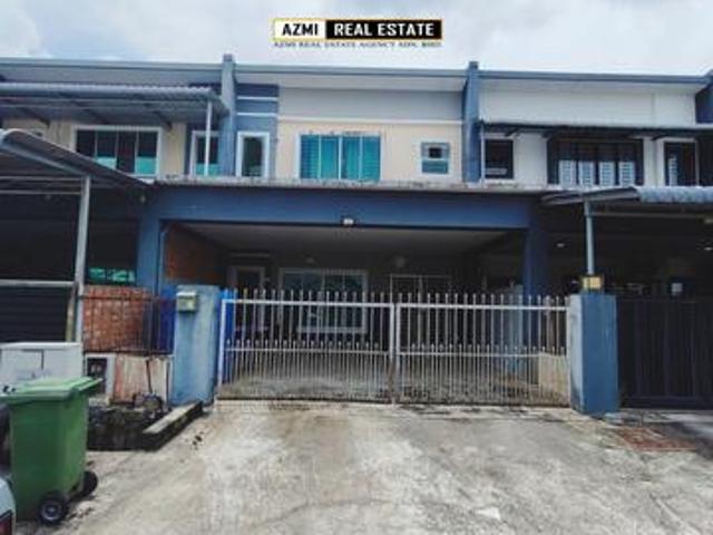 Double Storey Intermediate House Sri Aman