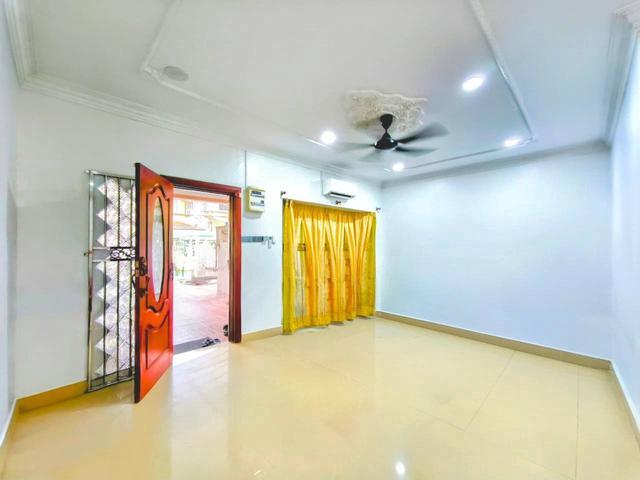 Double Storey Intermediate Prima Saujana Kajang For Rent