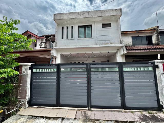 Double Storey Jalan Ara Desa Cemerlang Ulu Tiram