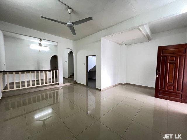 Double Storey Jalan Kapar Behind Bomba Tip Top Condition