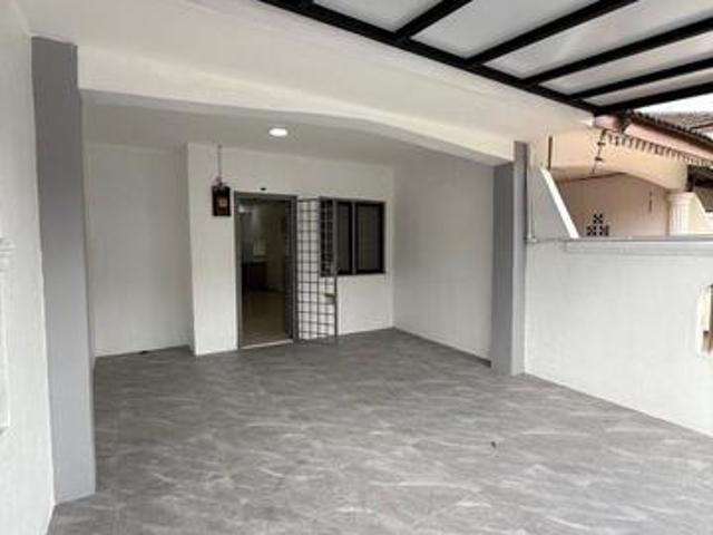 DOUBLE STOREY Jln TASEK BANDAR SERI ALAM MASAI MEDIUM LOW COST