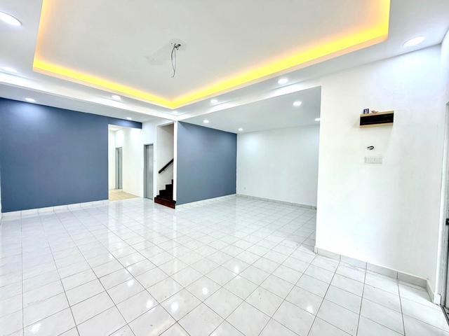 Double Storey Kasawari Bandar Putra Kulai Fully Renovated Full Loan