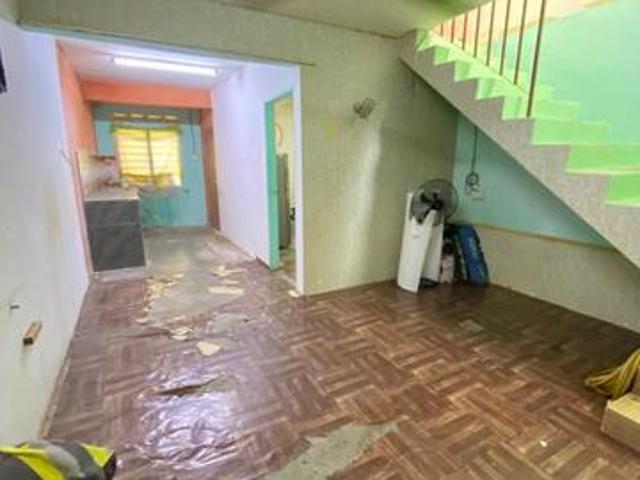 Double Storey Kota Masai Below Market Boleh Full Loan
