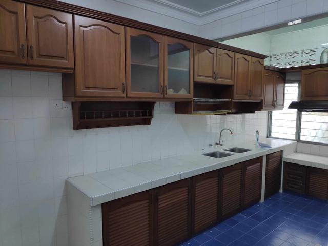 Double Storey Landed House Taman Jasmin Kajang facing main road