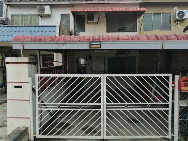 Double Storey Landed House for Rent Taman Damai Jaya Johor Bahru