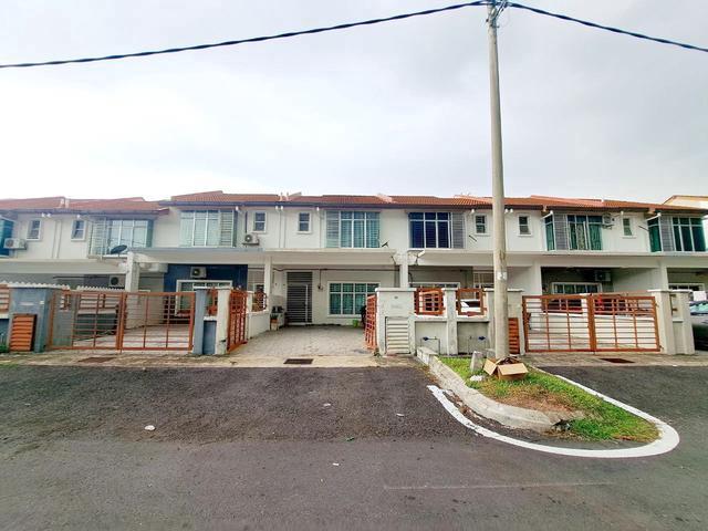 Double Storey Lautan Samudera Bandar Puncak Alam