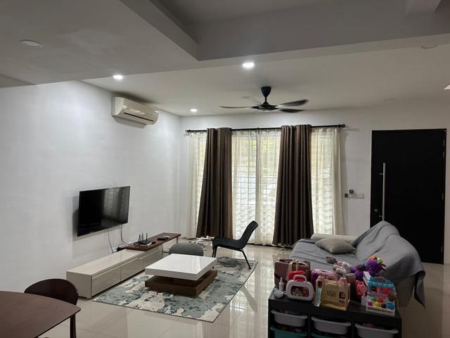 Double Storey Legian Residence Ken Rimba Almost Fully Furnished