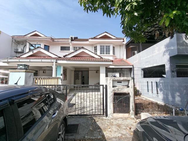 Double Storey LEP 5 Taman Lestari Putra Seri Kembangan