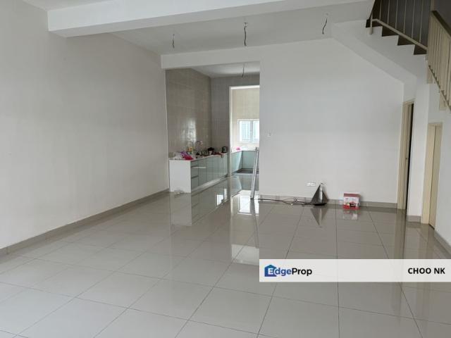 Putra Nilai, Double Storey Link House For Sale