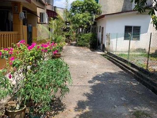 Double Storey Low Cost Bukit Treh