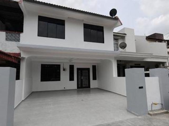 Double storey Low Cost CornerFull loan Ulu tiram