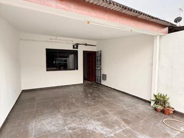 Double Storey Low Cost Desa Cemerlang Ulu Tiram Full Loan First Home