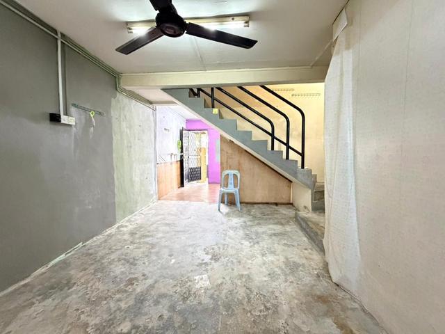 Double Storey Low Cost House Taman Munsyi Ibrahim Freehold Unit