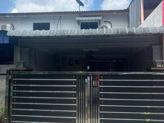 Double storey low cost Taman kluang barat