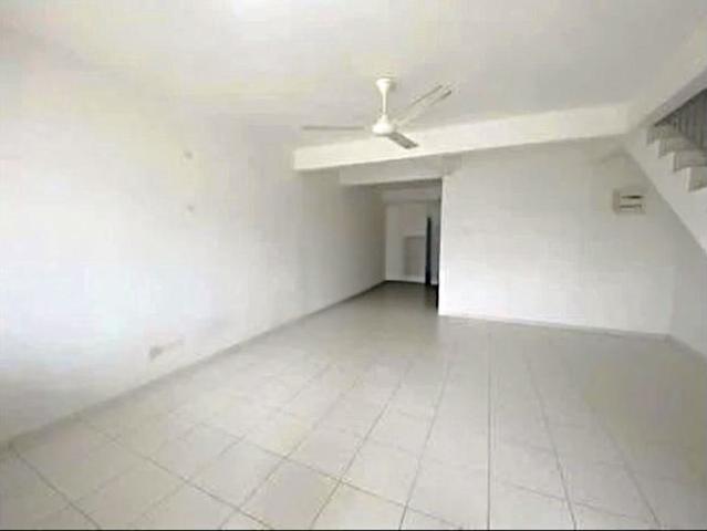 Double Storey Low Cost Taman Pulai Hijauan