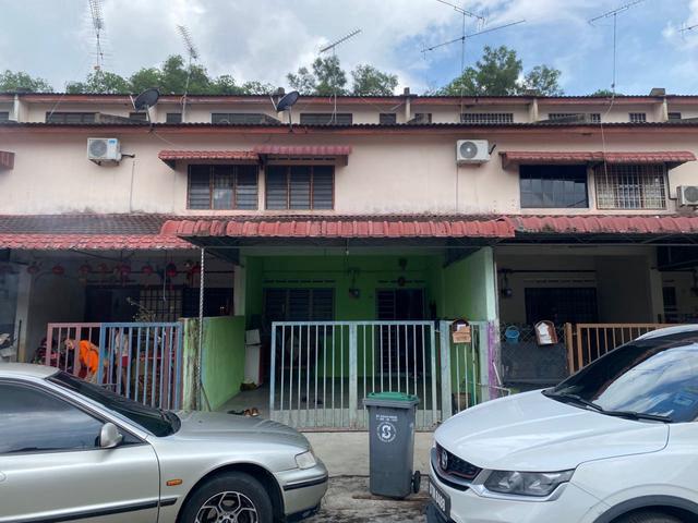 Double Storey Low Medium Cost Taman Titiwangsa Kluang For Sale