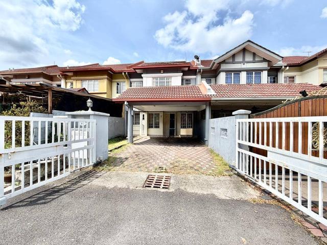 Double Storey Putra PermaiPutra Heights