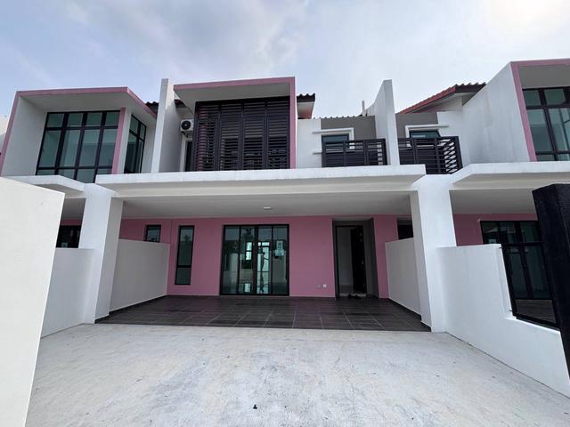 Double Storey Perjiranan 8 Bandar Dato Onn Johor Bahru