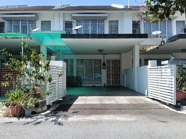 Double storey sunway aspera terrace house