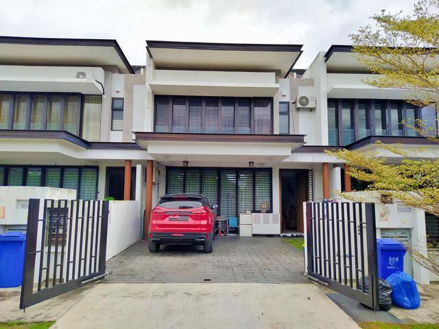 Double Storey superlink 24x79 Garinia Elmina Gardens East Shah Alam