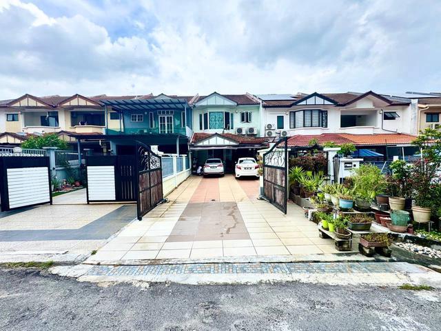 Double Storey Superlink Taman Mutiara Indah Puchong