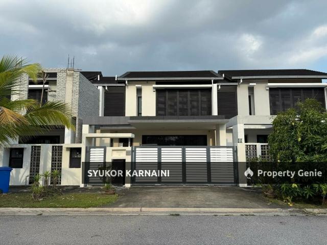 Double Storey Superlink Type Aralia Elmina Gardens East
