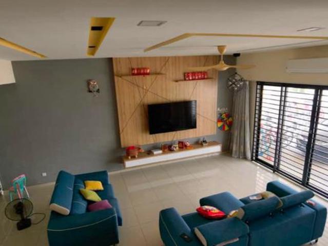 DOUBLE STOREY SUPERLINK ECOHILL TAIPAN HORIZON SEMENYIH Renovated