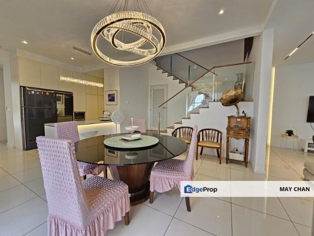 Double storey superlink endlot @ Emerald Hill, Alam Damai