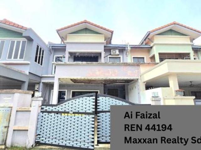 Double Storey Superlink Seksyen 4 Prima Saujana Kajang 25x70