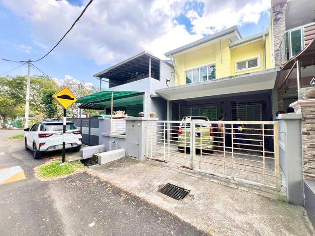 Double Storey Seksyen 3 Bandar Teknologi Kajang