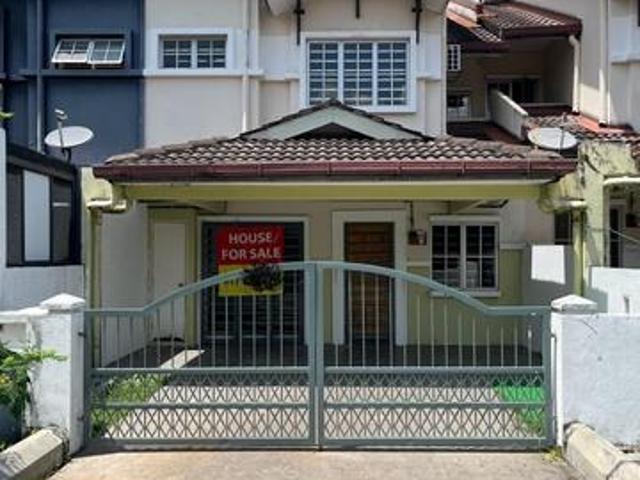 Double Storey Seksyen 5 Kota Puteri Batu Arang Rawang