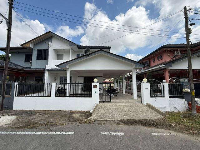 Double Storey Semi D at Stapok for sale