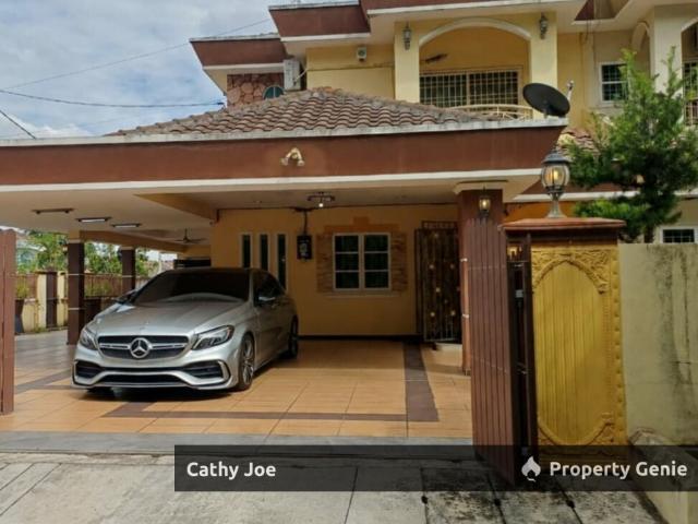 DOUBLE STOREY SEMI D CORNER SPACIOUS HOUSE FOR SALE