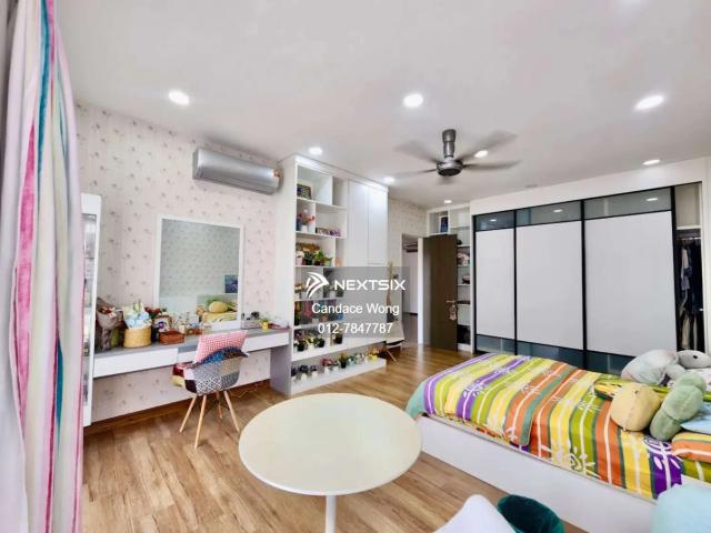 Double Storey Semi D @ Jalan Sutera Chengal x, Taman Sutera Utama, Skudai, Johor. Near Sutera Mall