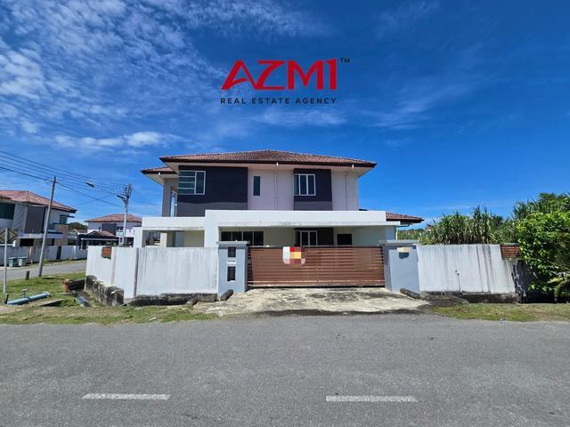 Double Storey Semi Detached at Jalan Sze Chuan Miri Airport Area