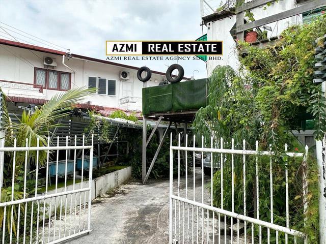 Double Storey Semi Detached at Piasau Miri