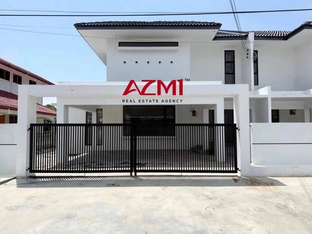 Double Storey Semi Detached at Pujut 7 For Sale
