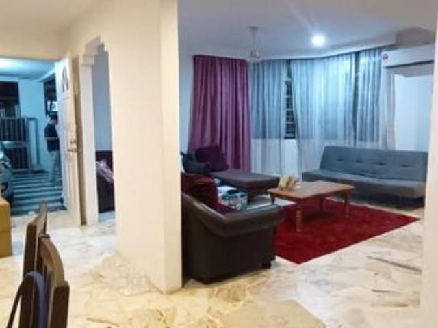 Double Storey Semi Detached For Rent! Located at BDC, Kuching